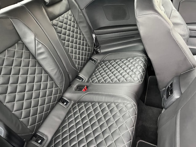 Volkswagen T-Roc 1.5 TSI Cabriolet R-Line