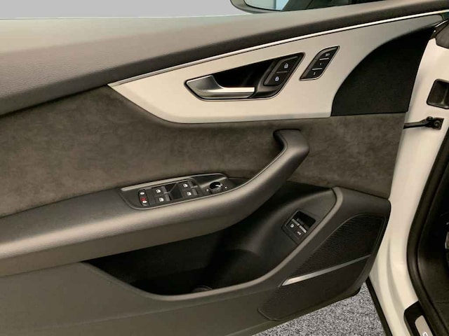 Audi Q8 55 TFSI Hybride Quattro