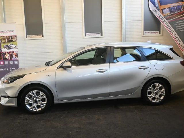 Kia Ceed CRDi SportWagon Vision