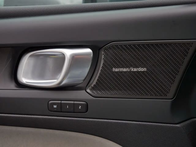 Volvo XC40 Bright Plus Recharge T5