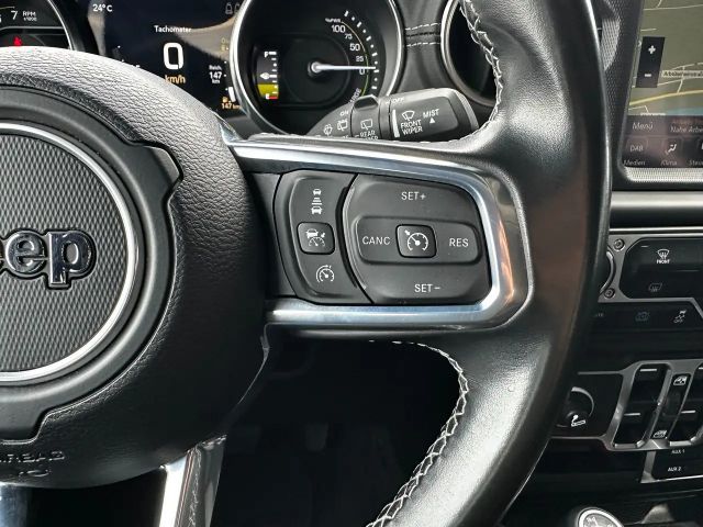 Jeep Wrangler 4xe Sahara