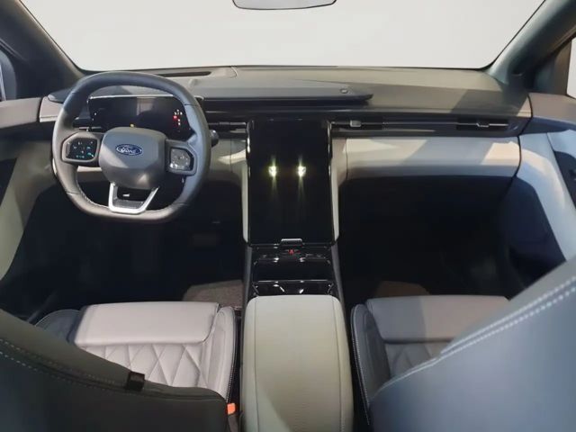 Ford Explorer Extended range RWD