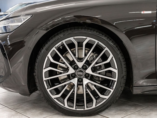 Audi A6 Avant Quattro S-Tronic