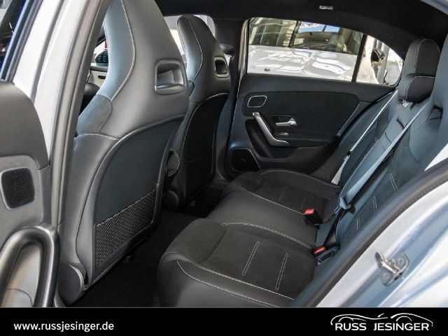 Mercedes-Benz A 220 4MATIC