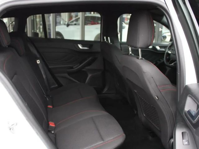 Ford Focus ST Line Wagon