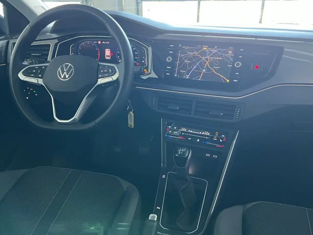 Volkswagen Polo 1.0 TSI IQ.Drive Style