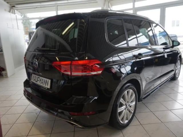 Volkswagen Touran DSG R-Line
