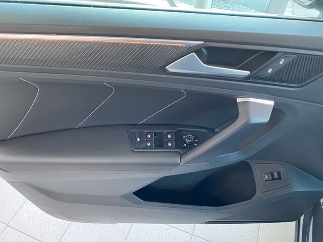 Volkswagen Tiguan Tiguan R-Line 2.0 TSI 4M DSG 640€ ohne Anz. AHK*