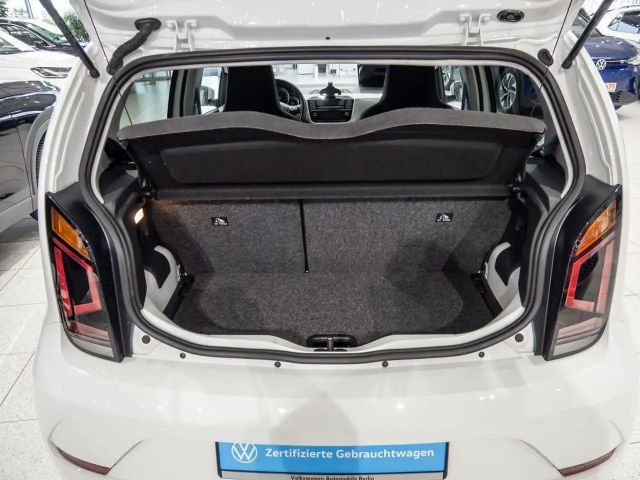 Volkswagen e-up! Plus Style