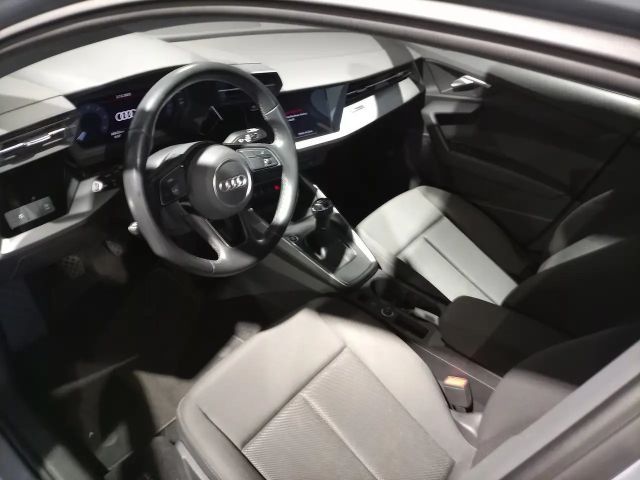 Audi A3 30 TDI Sedan