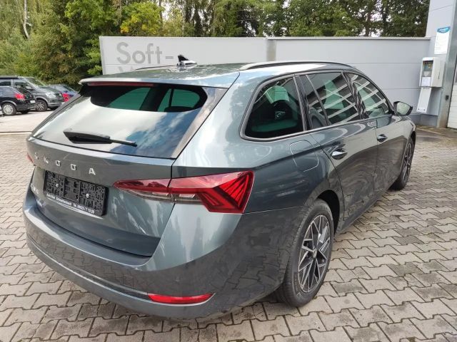 Skoda Octavia 1.5 TSI Ambition Combi