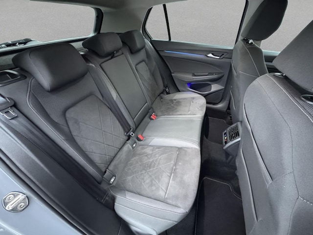 Volkswagen Golf 1.4 TSI Style eHybrid