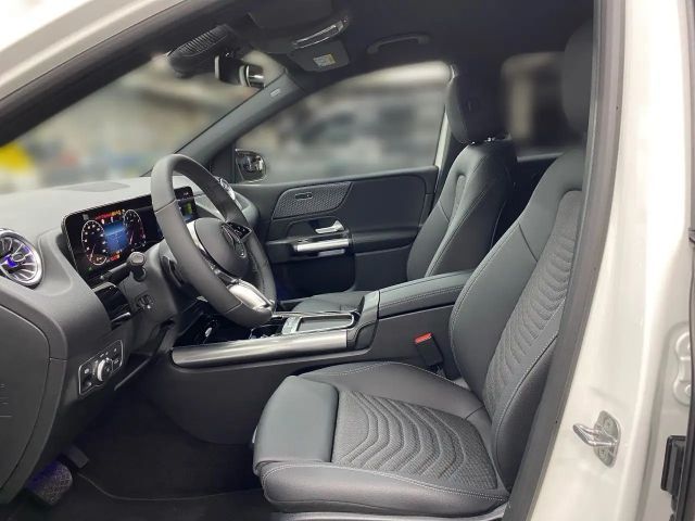 Mercedes-Benz B 200 Progressive Sedan