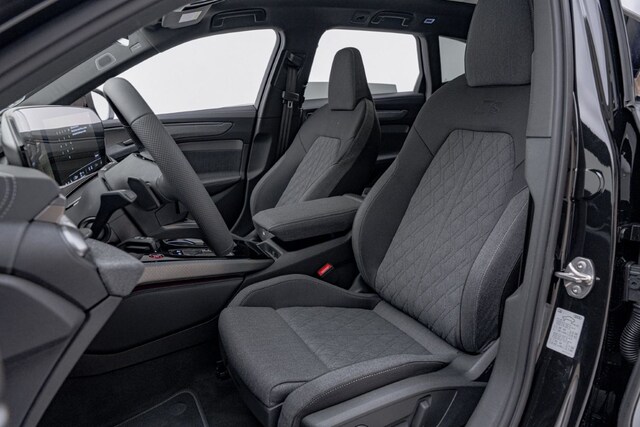 Audi A6 Avant Quattro S-Tronic