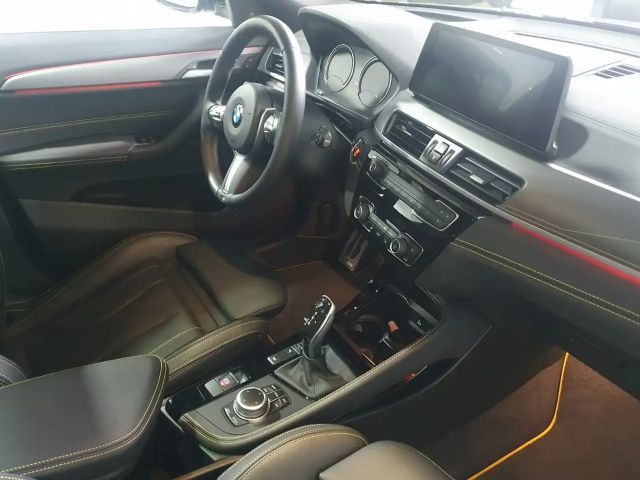 BMW X2 Edition Goldplay