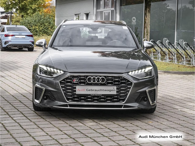 Audi S4 Avant Quattro