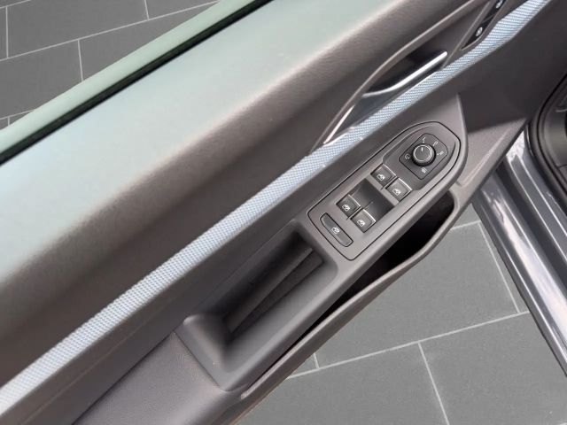 Volkswagen Golf 1.5 eTSI DSG Golf VIII