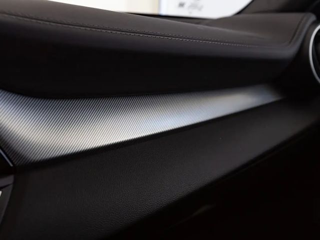 Alfa Romeo Giulia AT8 Q4