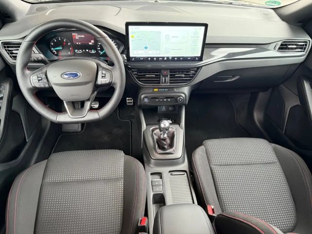 Ford Focus EcoBoost ST Line