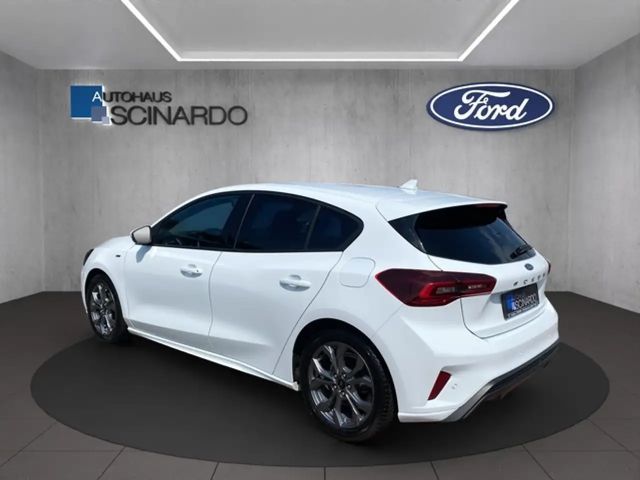 Ford Focus EcoBoost ST Line