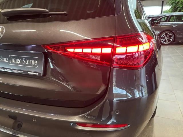 Mercedes-Benz C 200 AVANTGARDE C 200 d Estate