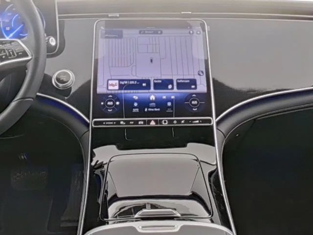 Mercedes-Benz EQE 300 Sedan