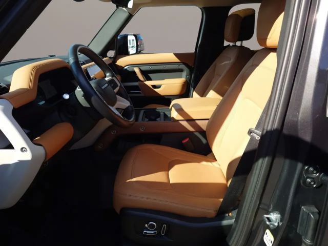 Land Rover Defender AWD P400
