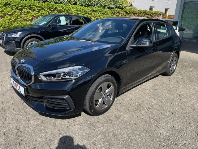BMW 118 118i Advantage pakket