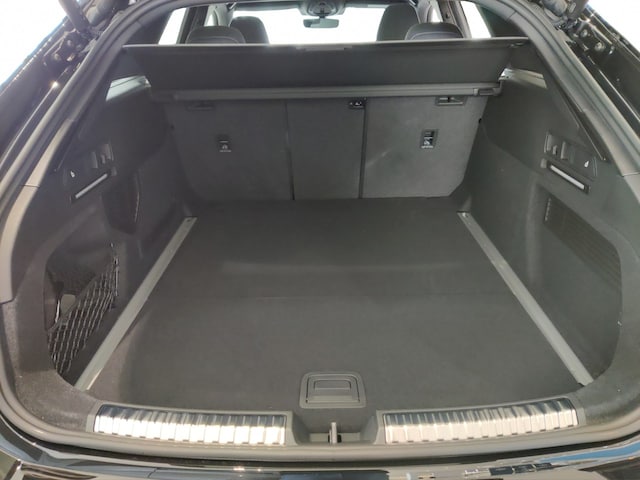 Audi A6 Avant Quattro S-Tronic