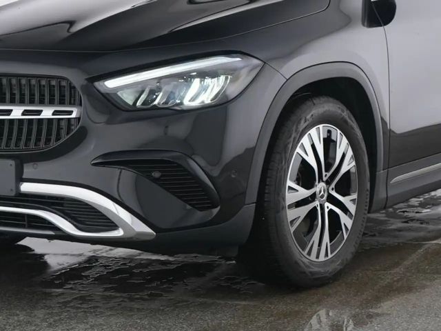 Mercedes-Benz GLA 180 GLA 180 Edition+ 360°*AMBIENTE*TOTWI*DISTRONIC*