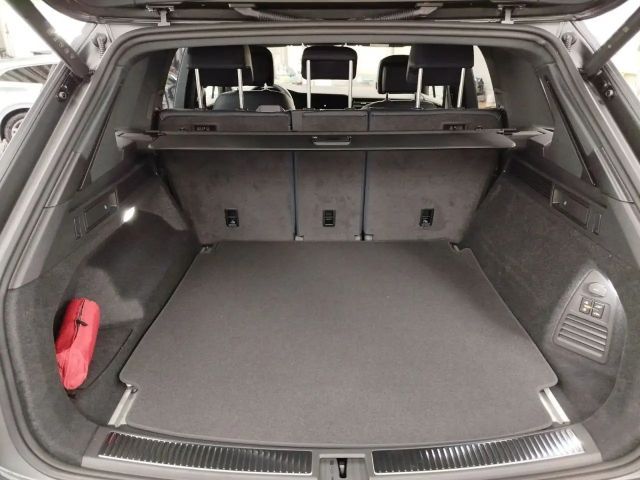 Volkswagen Touareg 4Motion R-Line