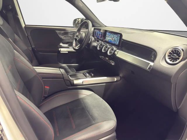 Mercedes-Benz GLB 180 AMG Line