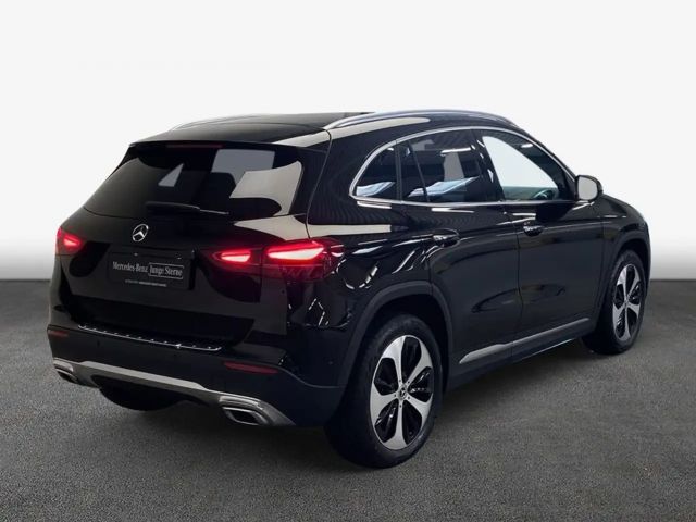 Mercedes-Benz GLA 180 GLA