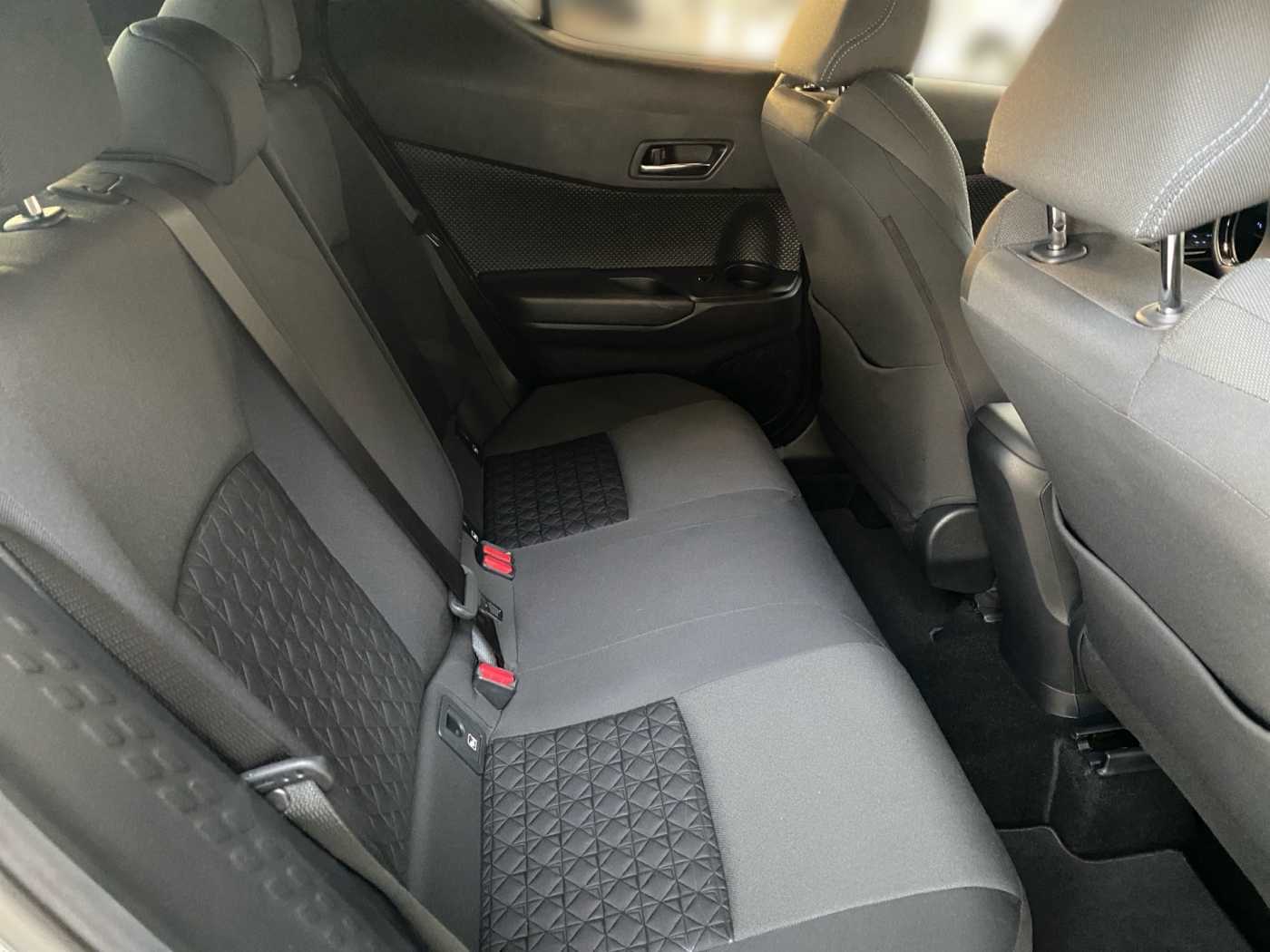 Toyota C-HR 5-deurs Team D