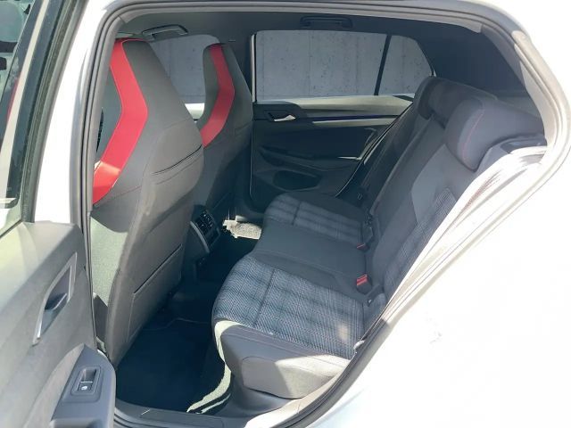 Volkswagen Golf 2.0 TSI DSG GTI