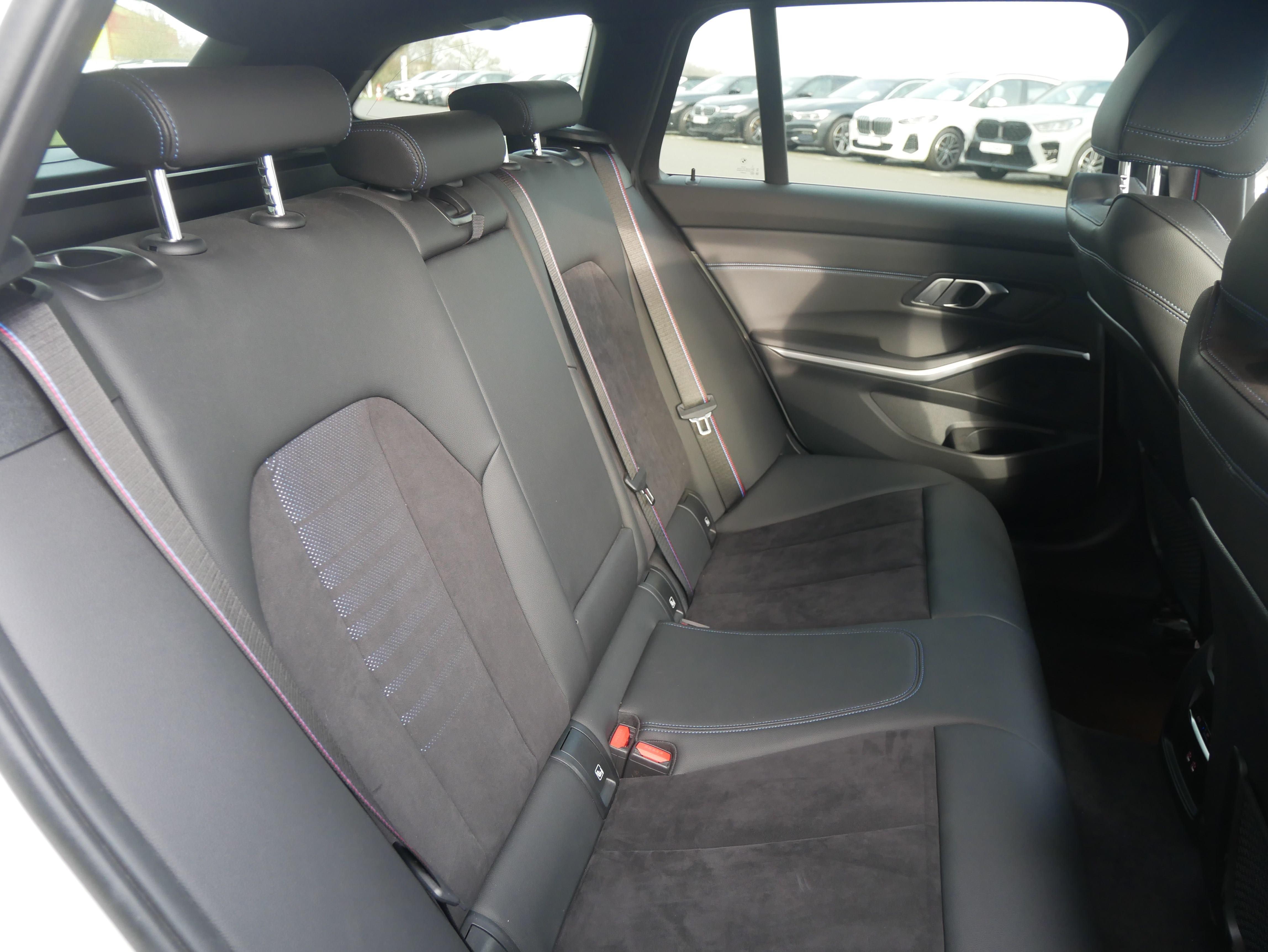 BMW 320 320e Touring