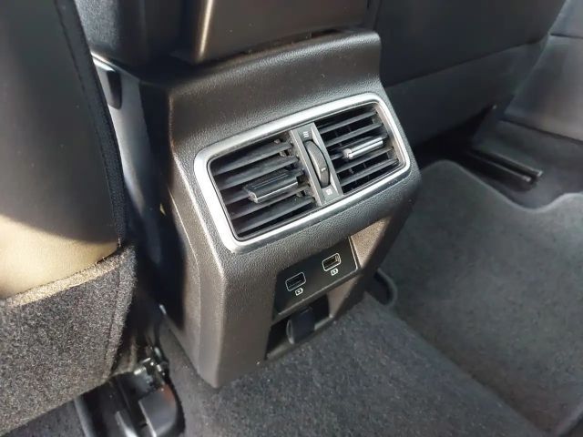 Renault Megane Business Line Combi TCe 140