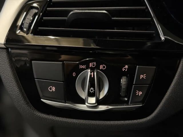 BMW 530 530e M-Sport Sedan xDrive