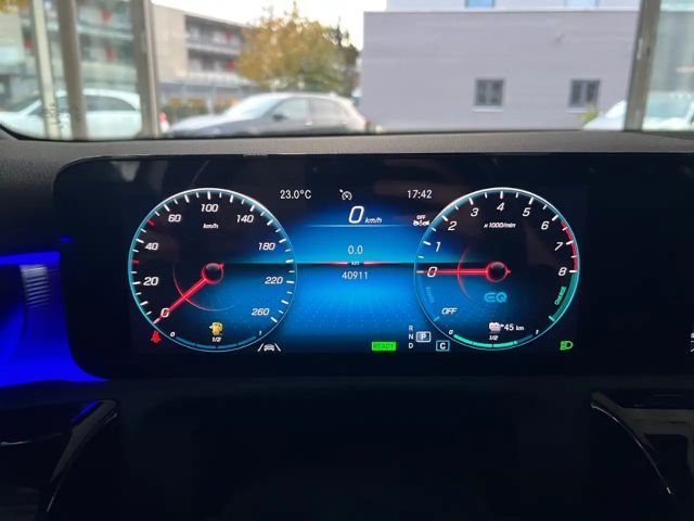 Mercedes-Benz A 250 A 250 e AMG Line