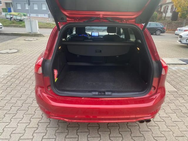 Ford Focus ST Line Wagon