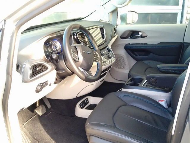 Chrysler Pacifica Touring