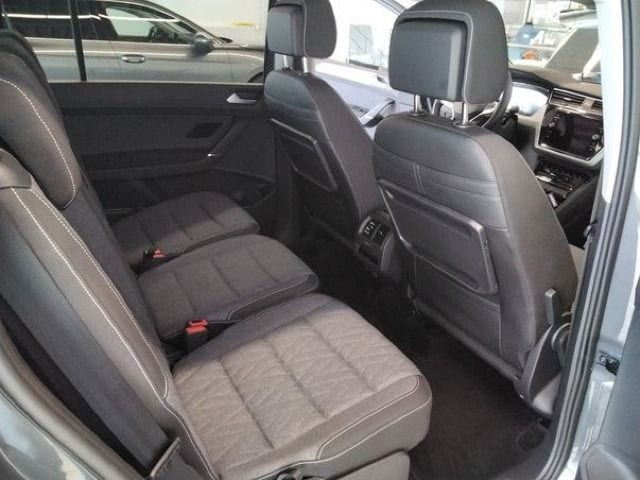 Volkswagen Touran 1.5 TSI DSG Move