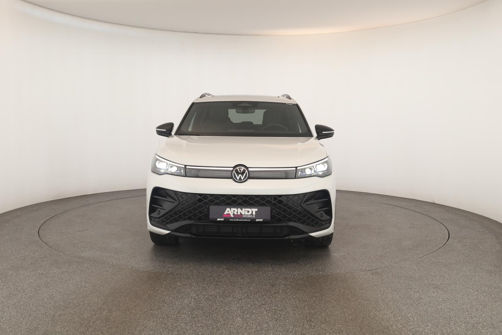 Volkswagen Tiguan 2.0 TSI DSG IQ.Drive R-Line
