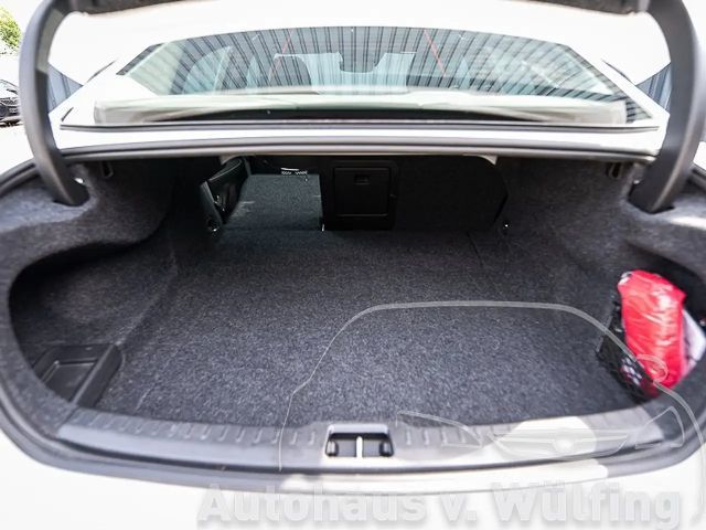 Volvo S60 AWD R-Design Recharge