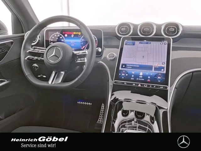 Mercedes-Benz GLC 300 4MATIC AMG Line Coupé