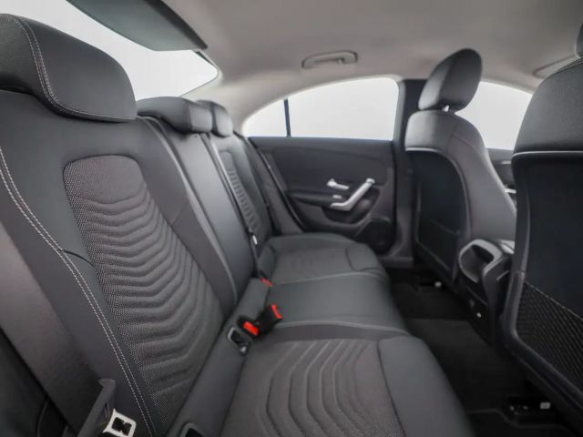 Mercedes-Benz CLA 180 Coupé