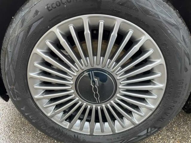 Fiat 500e 42 kWh