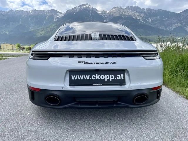 Porsche 911 Carrera Coupé GTS