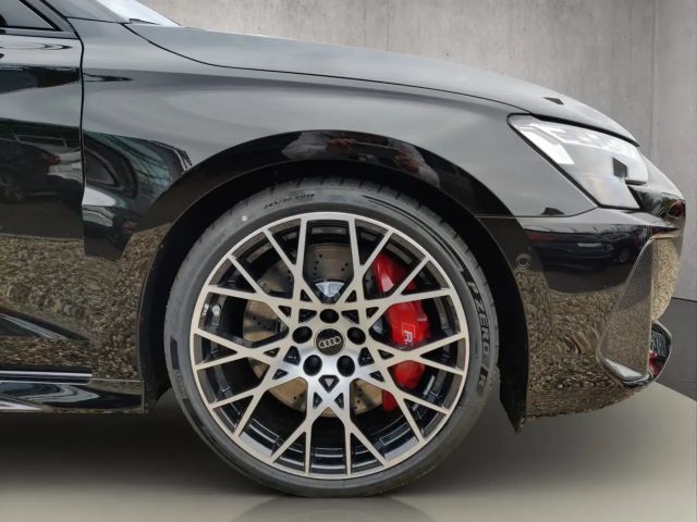 Audi RS3 Quattro S-Tronic Sedan