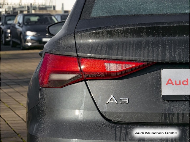 Audi A3 30 TFSI S-Tronic Sedan